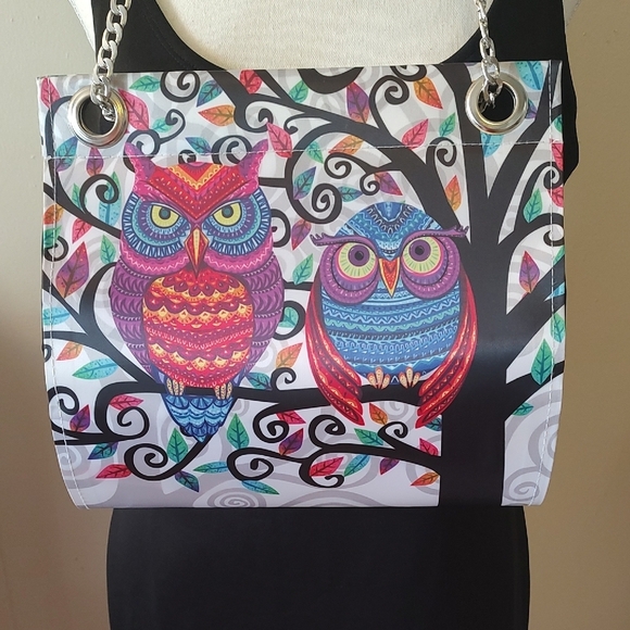 TAUI Handbags - Owl Print Shoulder Bag NWOT Whimsical Colorful
